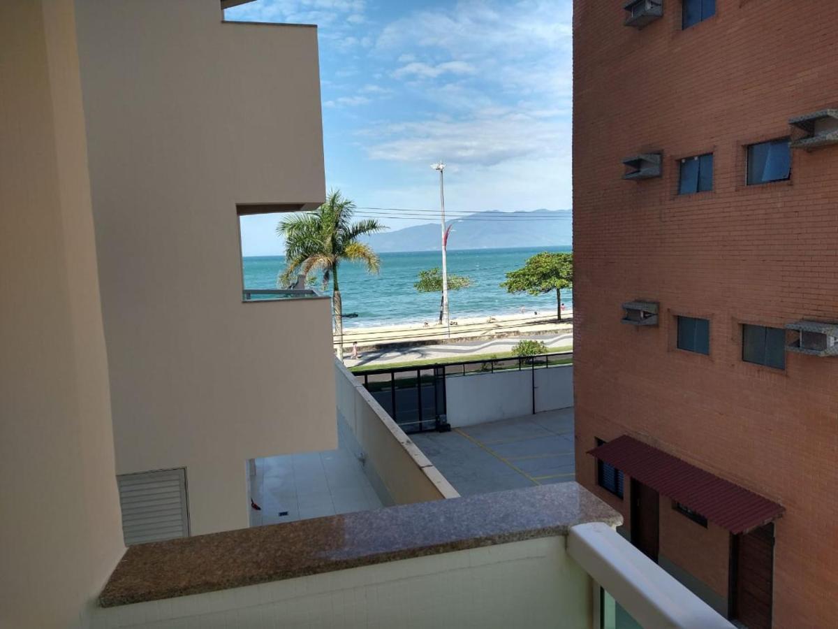 Ap Na Avenida Da Praia Caraguatatuba Eksteriør bilde