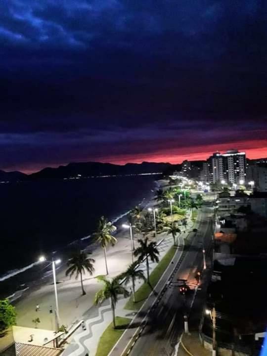Ap Na Avenida Da Praia Caraguatatuba Eksteriør bilde